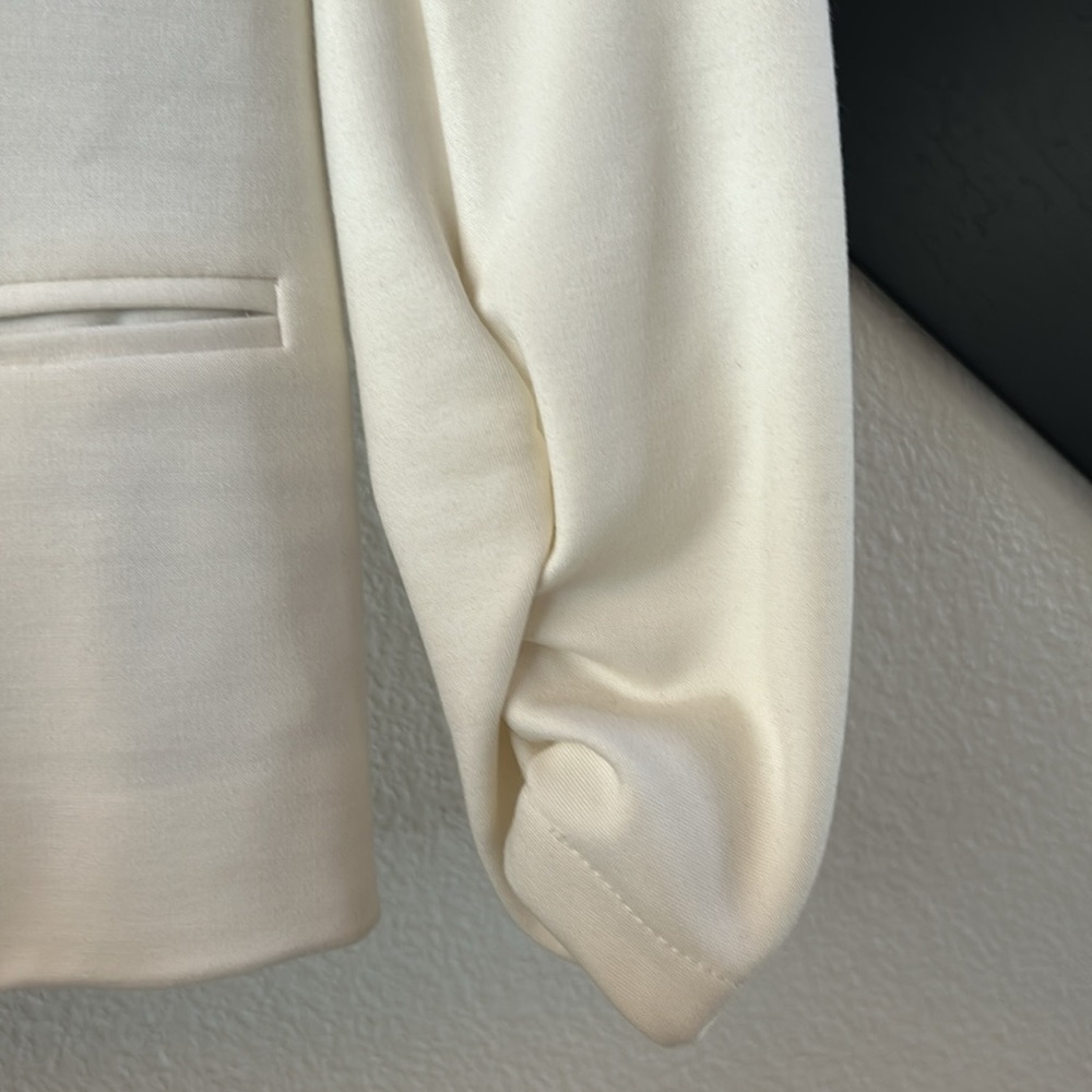 2b Bebe jacket - Picture 4 of 6